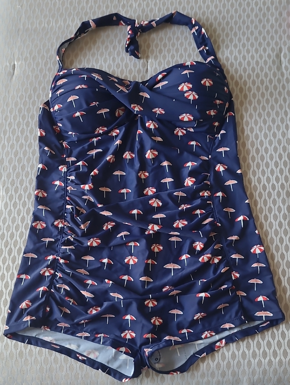 Ebuddy Navy Umbrella Print One-Piece Swimsuit. 4X.